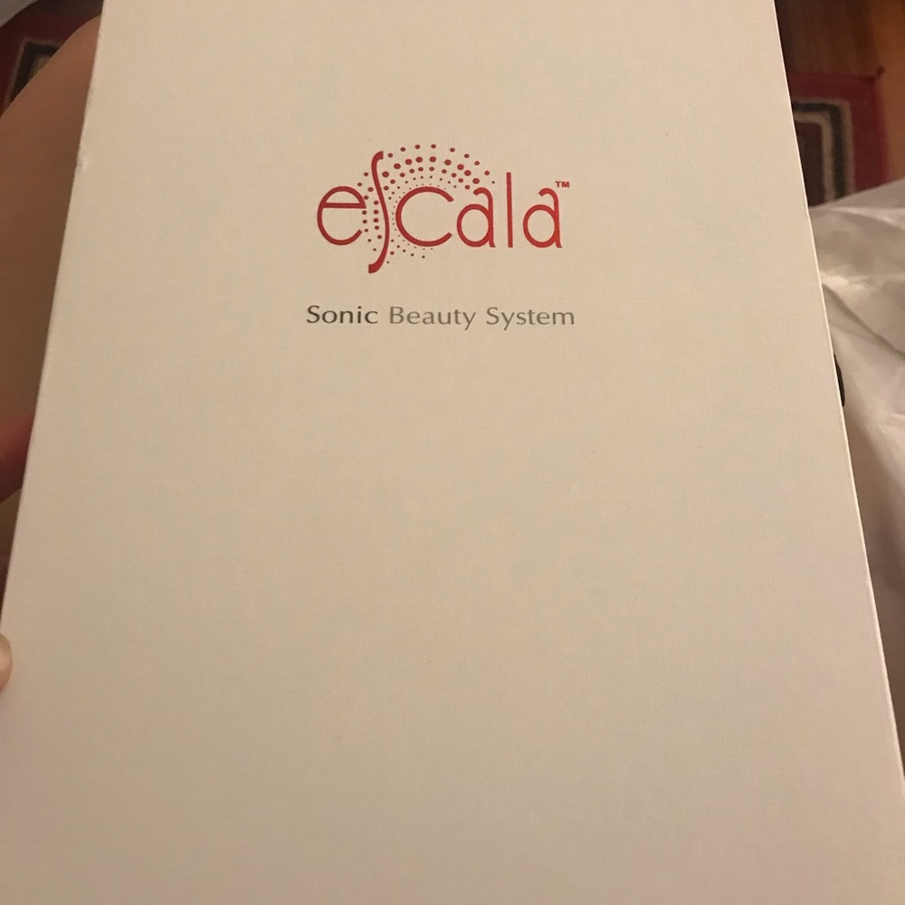 Escala beauty skin care
